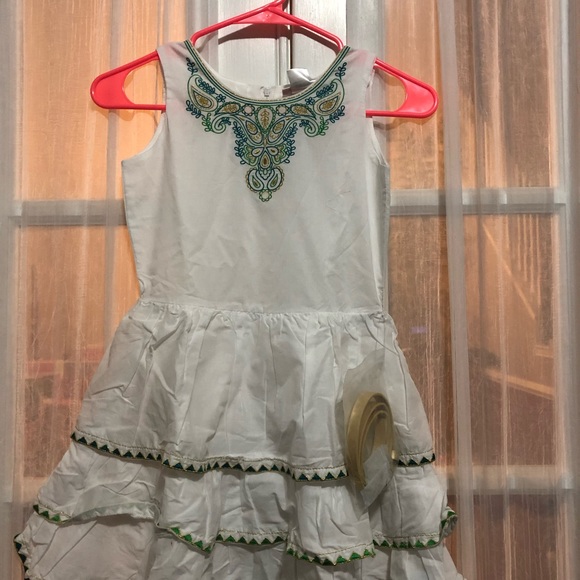 lea's celebration outfit